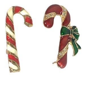 Vintage 1-3/4" Enamel Rhinestone Candy Cane Brooch Pin Jewelry Set Of 2